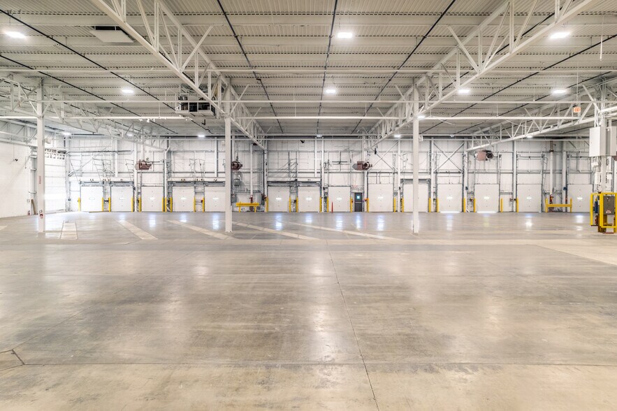 More Photos Of 150 Loomis Pky, Ravenna Warehouse For Lease