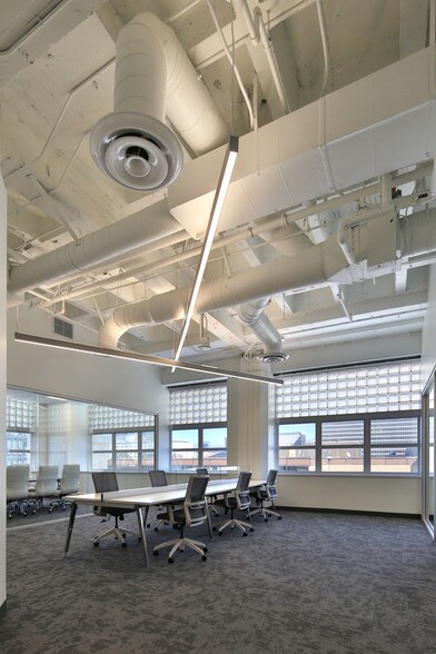 More Photos Of 145 S Spring St, Los Angeles Office For Lease
