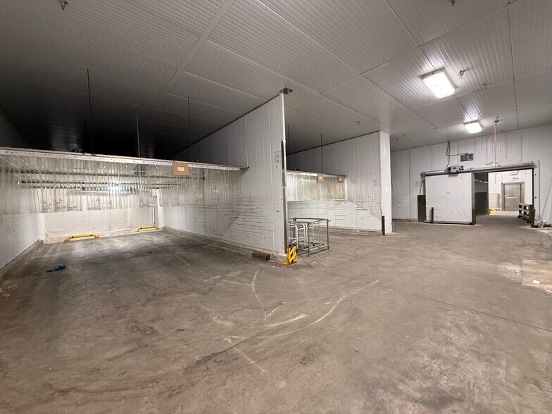 More Photos Of 4001 N American St, Philadelphia Warehouse For Lease