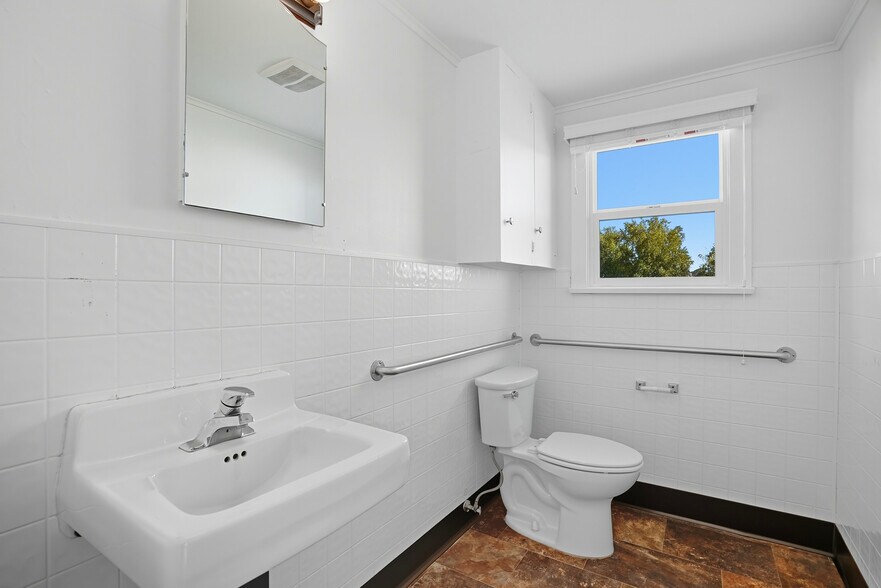 More Photos Of 15813 E Sprague Ave, Spokane Valley Land For Lease