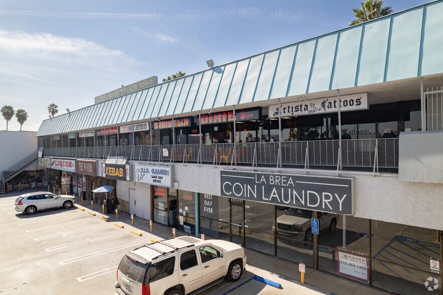 Primary Photo Of 1523-1543 N La Brea Ave, Los Angeles Restaurant For Lease