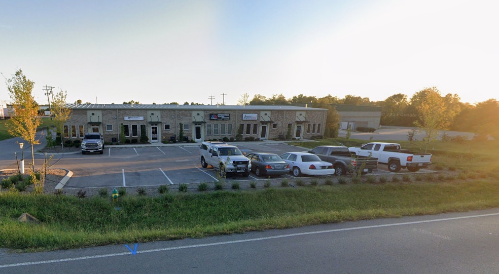 More Photos Of 5540 E Division St, Mount Juliet Warehouse For Lease