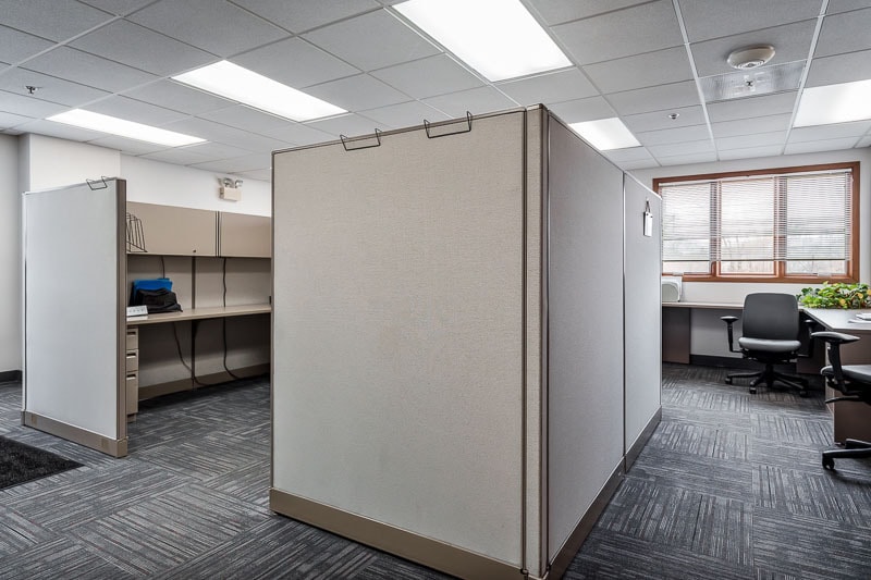 More Photos Of 139 Harrison Ave, Rockford Warehouse For Sale