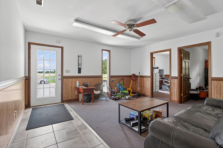 More Photos Of 102 Industrial Blvd, Toano Office For Sale