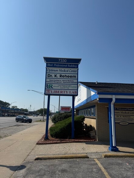 More Photos Of 7330 Indianapolis Blvd, Hammond Medical For Lease