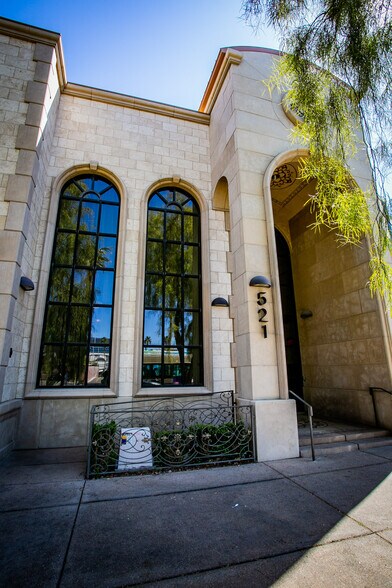 More Photos Of 521 S 3rd St, Las Vegas Office For Sale