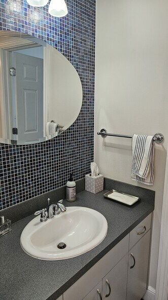 More Photos Of 3001 W Azeele St, Tampa Office For Lease