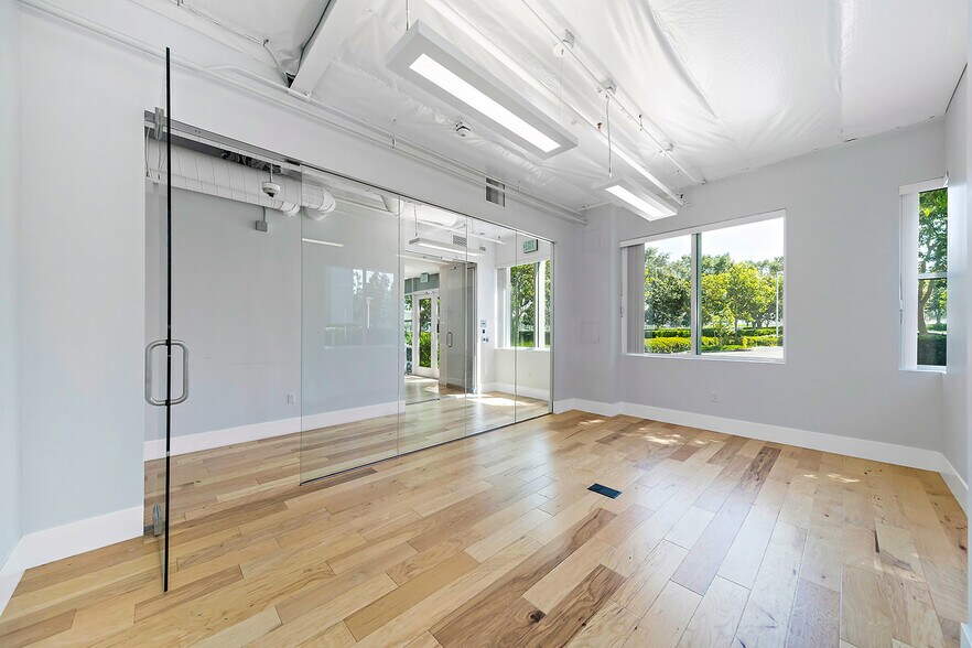 More Photos Of 9205 Research Dr, Irvine Loft Creative Space For Sale