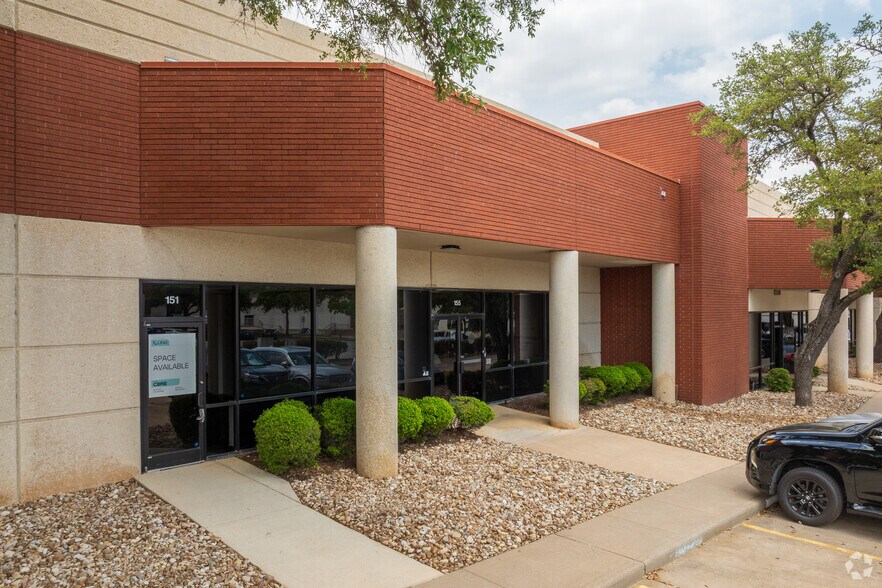 More Photos Of 2600 McHale Ct, Austin Unknown For Lease