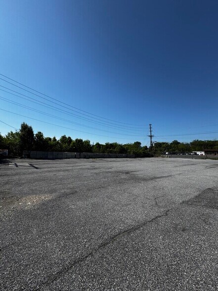 More Photos Of 4214 North Point Blvd SE, Dundalk Warehouse For Lease