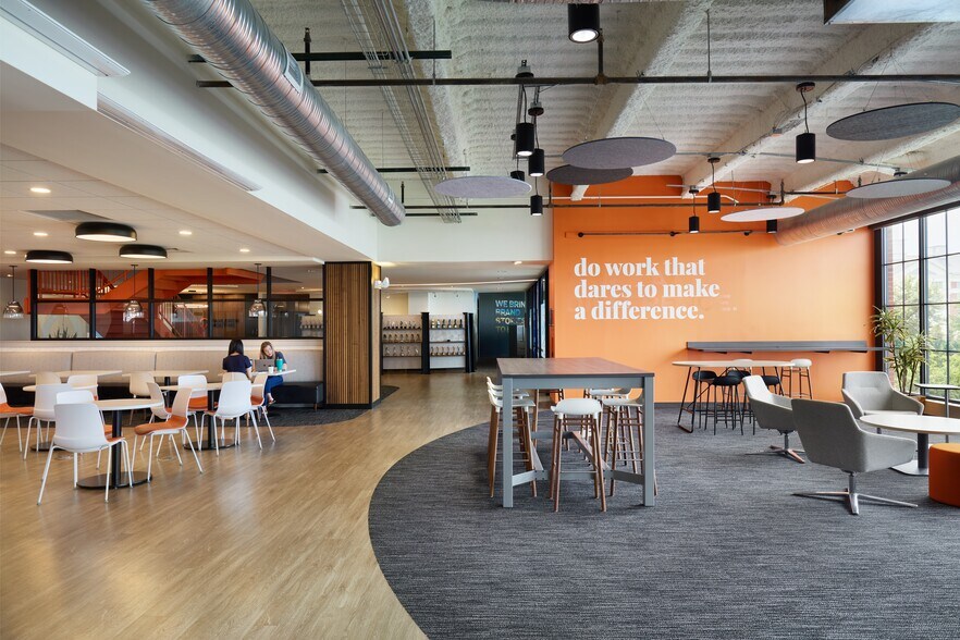 More Photos Of 4012-4040 Easton Sta, Columbus Medical For Lease