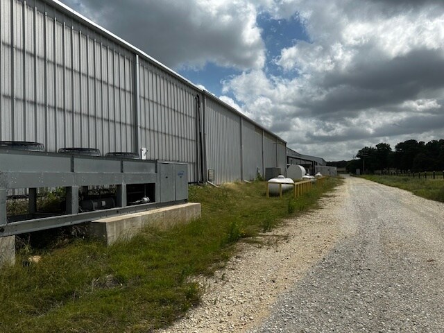 More Photos Of 5650 Matlock Rd, Granbury Industrial For Sale