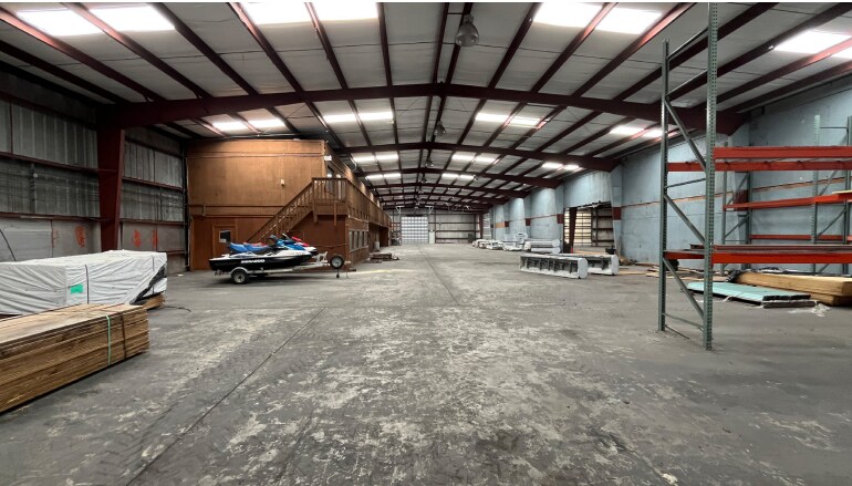 More Photos Of 5445 Williamsburg Dr, Punta Gorda Warehouse For Sale