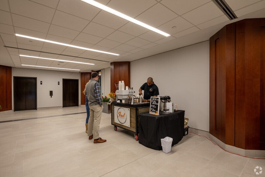 More Photos Of 3575 Piedmont Rd NE, Atlanta Office For Lease