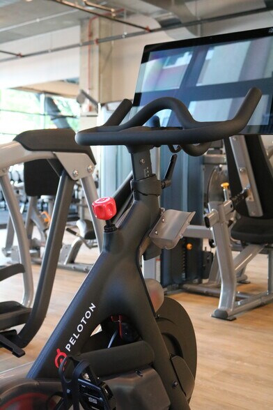 More Photos Of 383 17th St NW, Atlanta Office For Lease