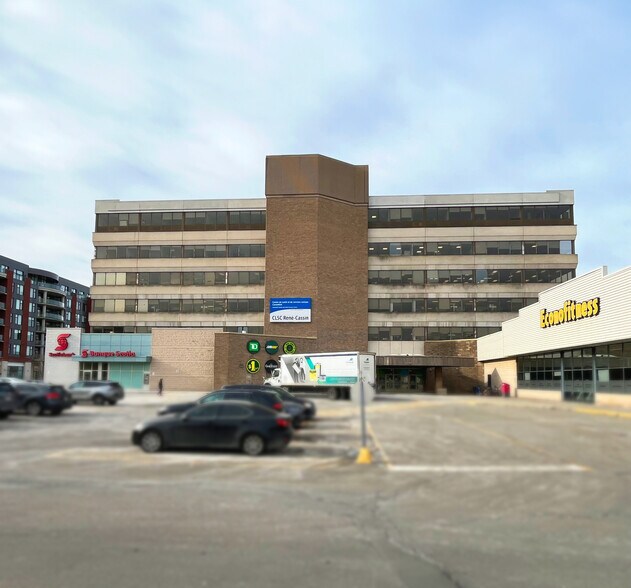 More Photos Of 5800 Boul Cavendish, Cote-St-Luc General Retail For Lease