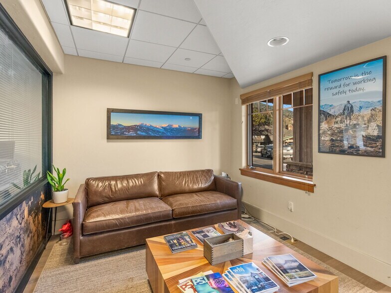 More Photos Of 36 Center Ln, Big Sky Office For Lease