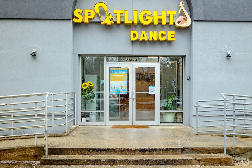 More Photos Of 245-02-245-24 Horace Harding Expy, Little Neck General Retail For Lease