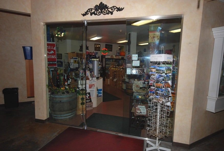 More Photos Of 225 Rockaway Beach Ave, Pacifica Storefront Retail Office For Lease
