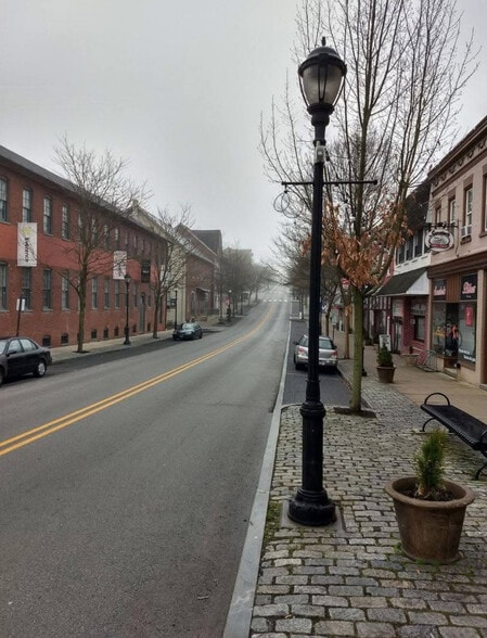 More Photos Of 142 N Main St, Souderton Restaurant For Lease