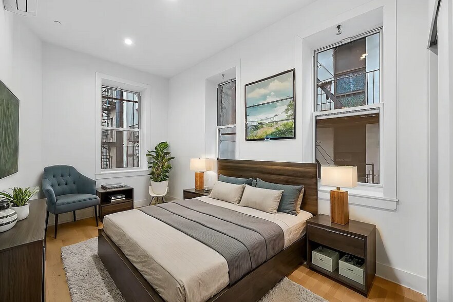 More Photos Of 155 Rivington St, New York Apartments For Sale