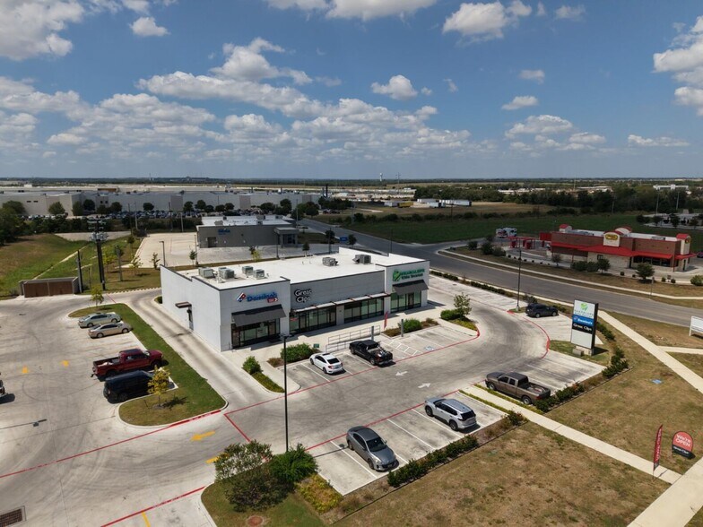 More Photos Of State Hwy 46 & Best Dr, Seguin General Retail For Lease