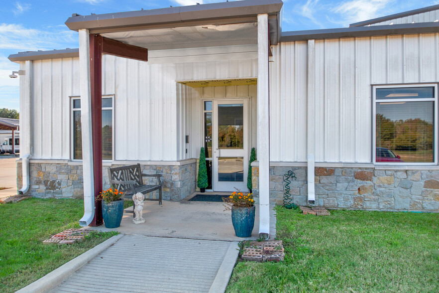 Primary Photo Of 21206 Telge Rd, Tomball Religious Facility For Lease