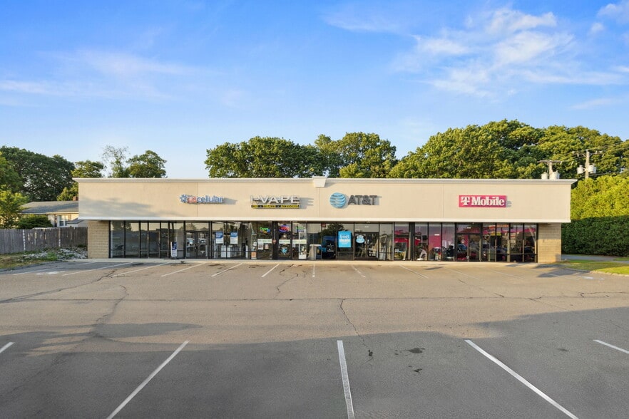 Primary Photo Of 902-908 S Willow St, Manchester Freestanding For Lease