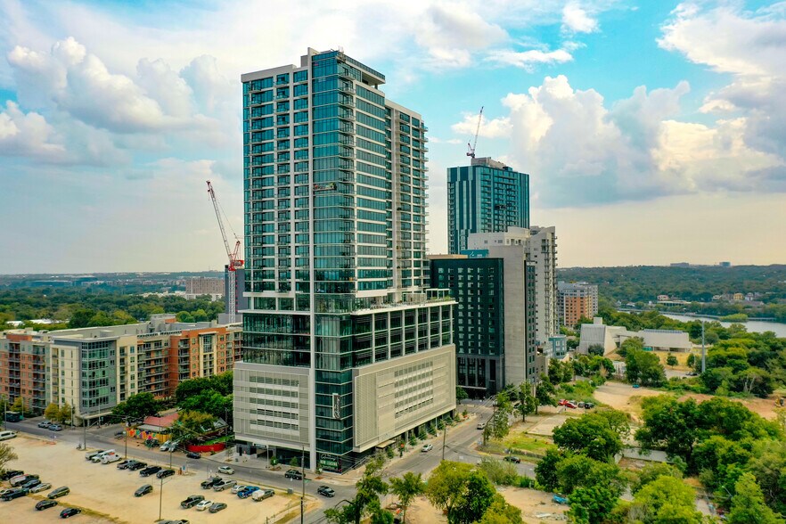 More Photos Of 93 Red River St, Austin Multifamily For Sale