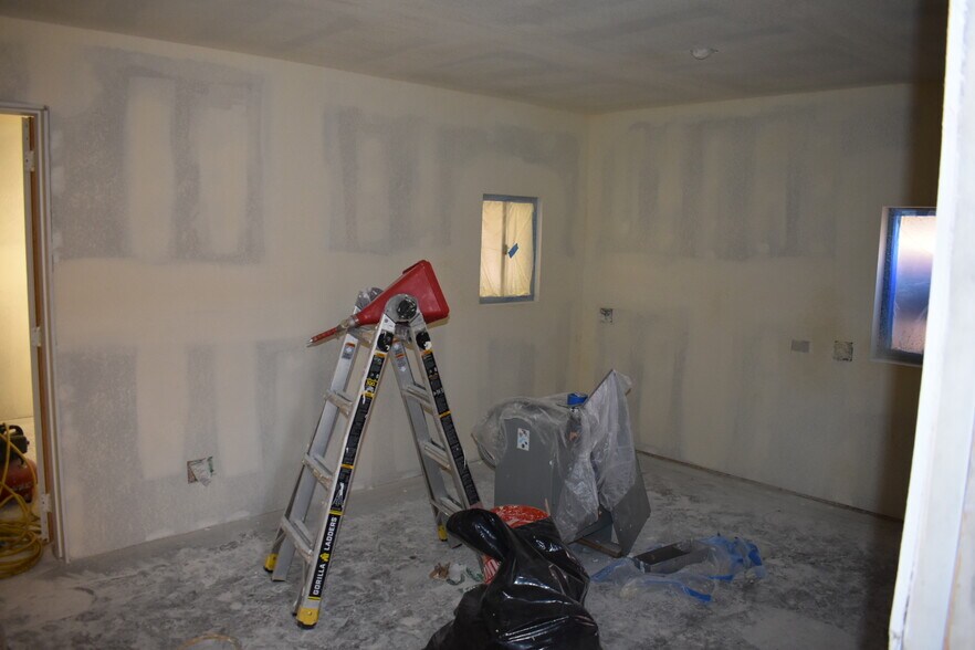 More Photos Of 6821 Suva St, Bell Gardens Warehouse For Lease