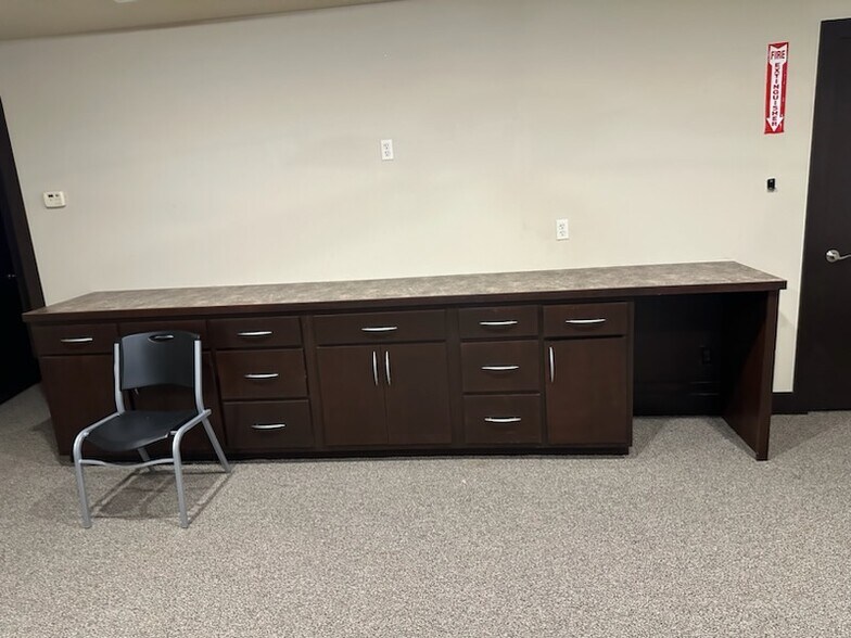 More Photos Of 1441 W Pleasant Grove Rd, Rogers Self Storage For Lease