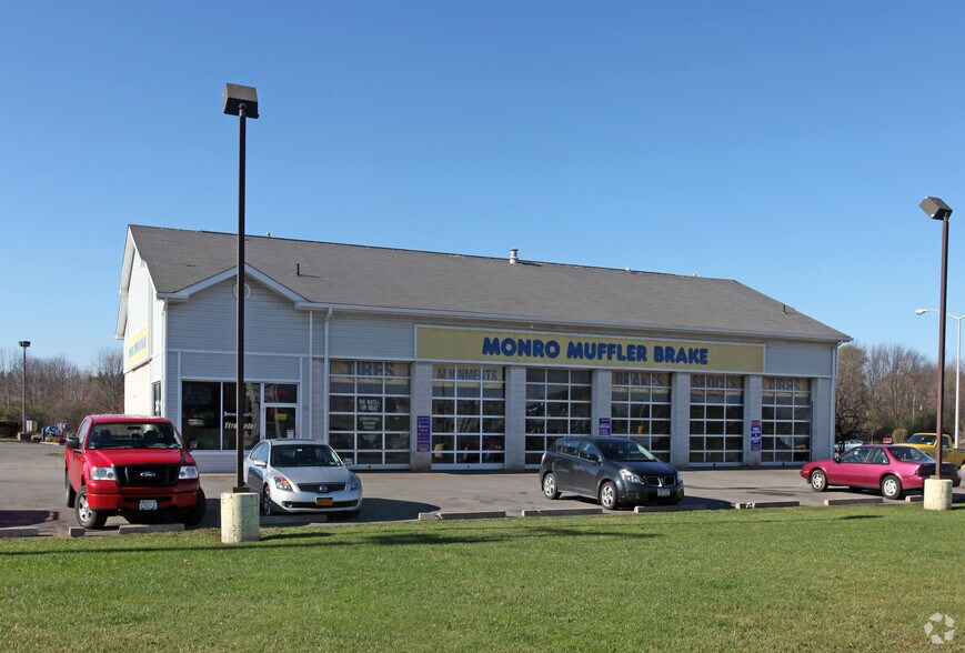 More Photos Of 4101 Lakeville Rd, Geneseo Unknown For Lease