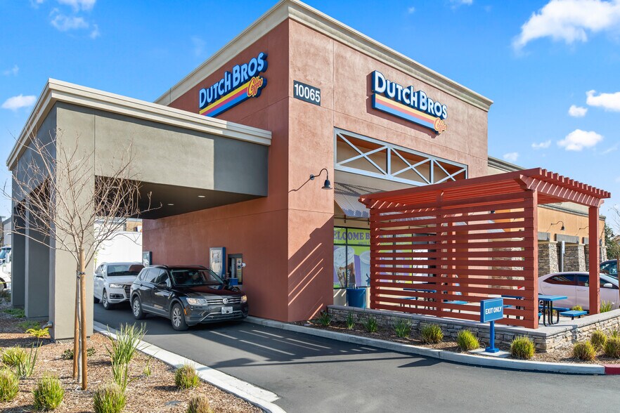 More Photos Of 10065 Bruceville Rd, Elk Grove Fast Food For Sale