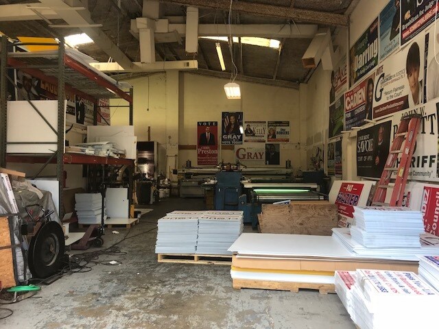 More Photos Of 10100 Clay Rd, Houston Manufacturing For Lease