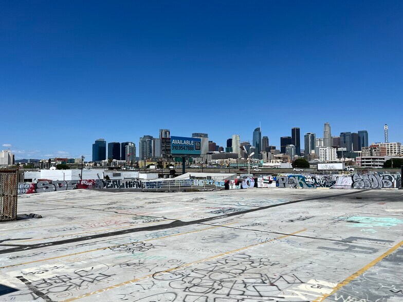 More Photos Of 1701 Trinity St, Los Angeles Warehouse For Lease