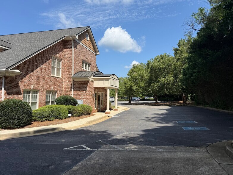 More Photos Of 291 Heritage Walk, Woodstock Office For Sale