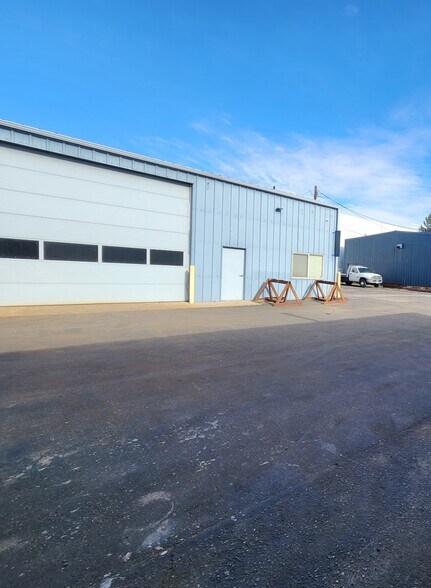 More Photos Of 514 E 46th St, Garden City Warehouse For Lease