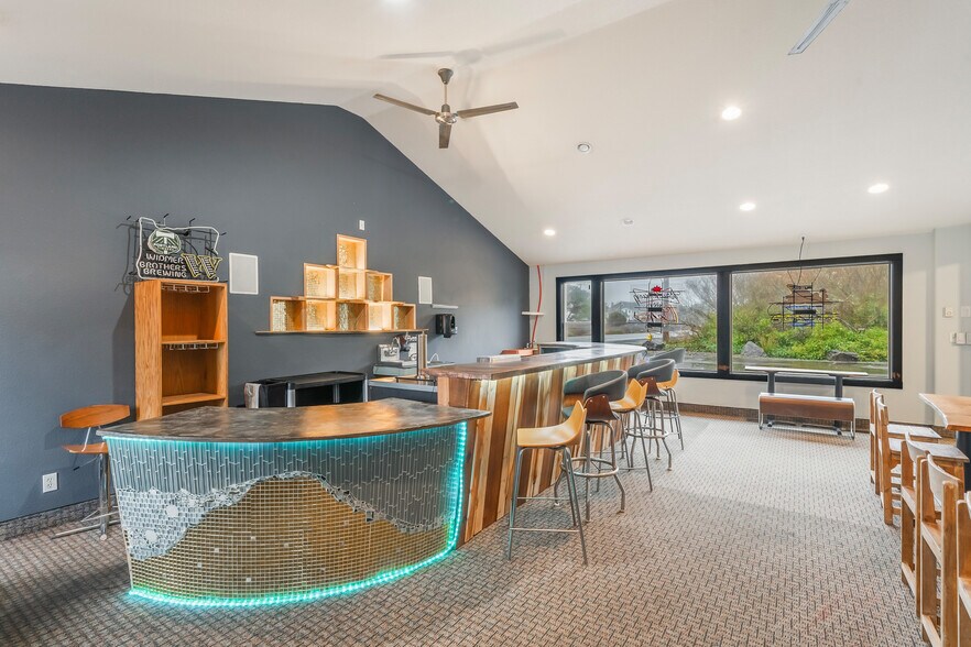 More Photos Of 342 Highway 101 N, Rockaway Restaurant For Sale