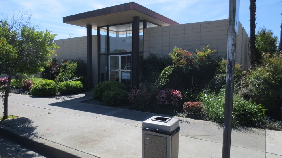 Primary Photo Of 360 W Sycamore St, Willows Office For Sale
