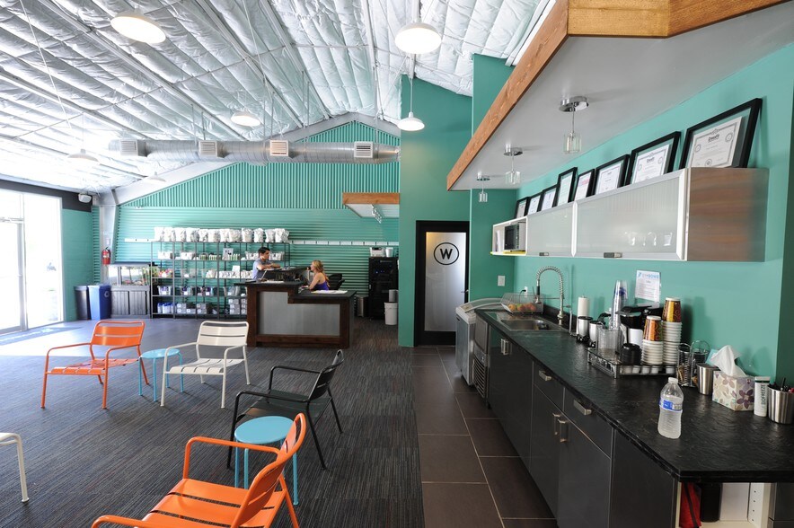 More Photos Of 2222 Morgan St, Houston Warehouse For Sale