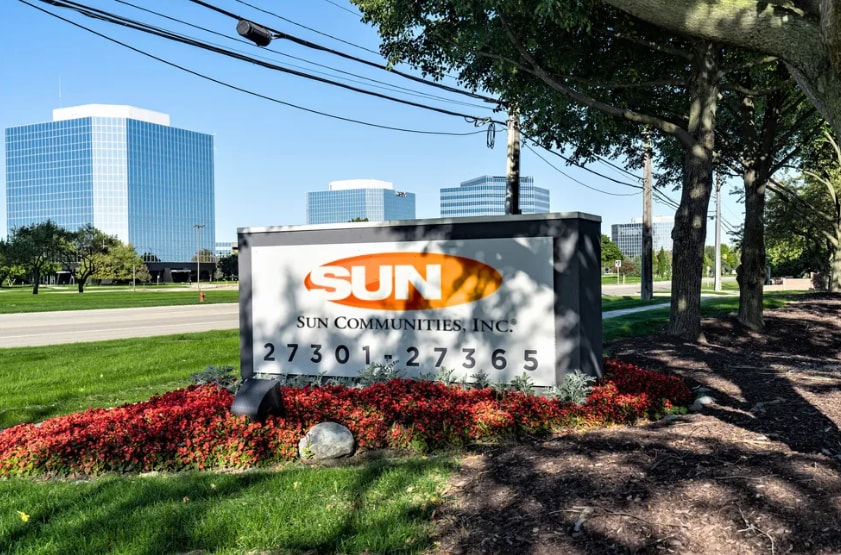 More Photos Of 27301-27335 W 11 Mile Rd, Southfield Research And Development For Sale