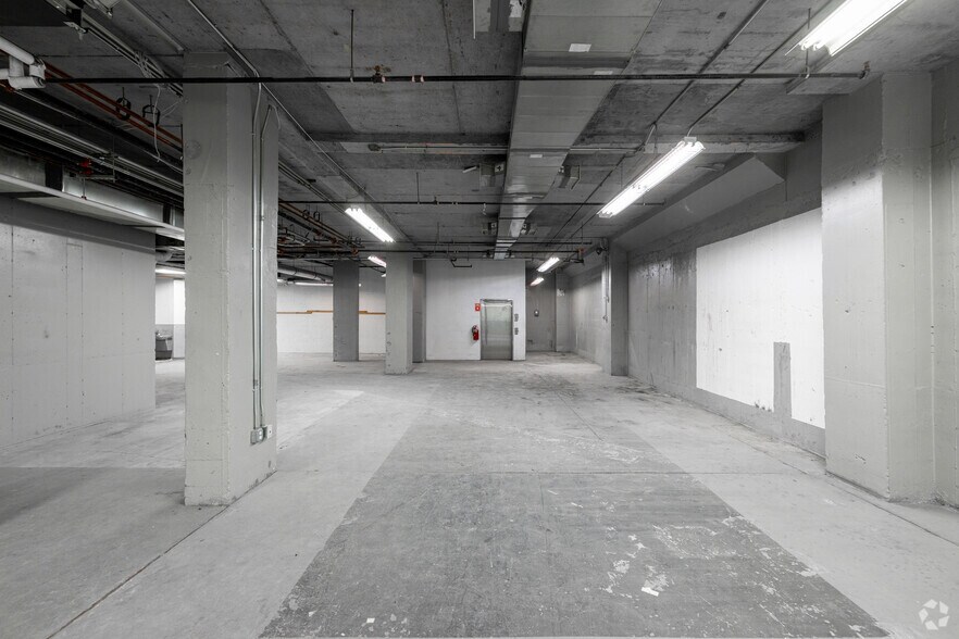 More Photos Of 300 E 23rd St, New York Apartments For Sale