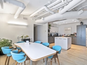 More Photos Of 80 Aberdeen St, Ottawa Office For Lease