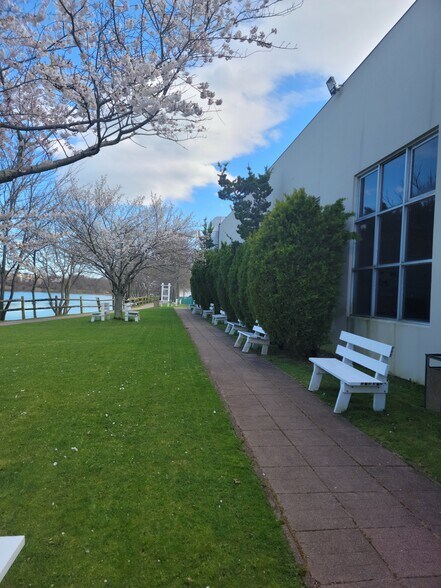 More Photos Of 913 E 108th St, Brooklyn Storefront Retail Office For Sale