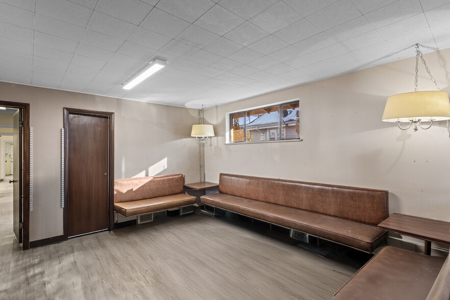 More Photos Of 1454 Tamarac St, Denver Flex For Sale