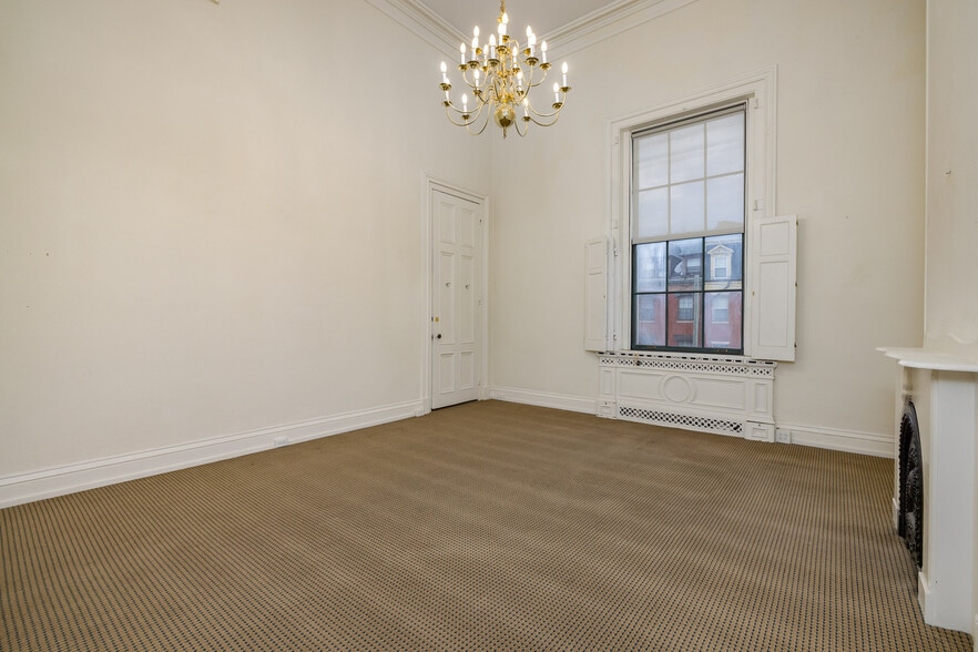 More Photos Of 40 Pleasant St, Portsmouth Office For Lease