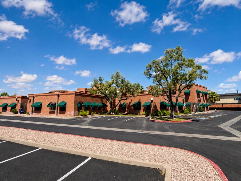 More Photos Of 6502-6564 E Carondelet Dr, Tucson Medical For Sale