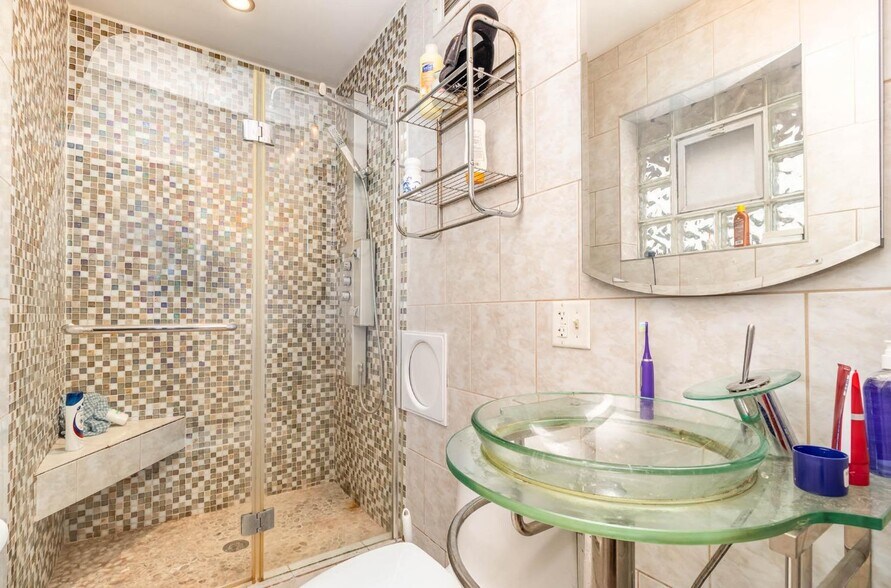 More Photos Of 3447 45th St, Highland Specialty For Sale