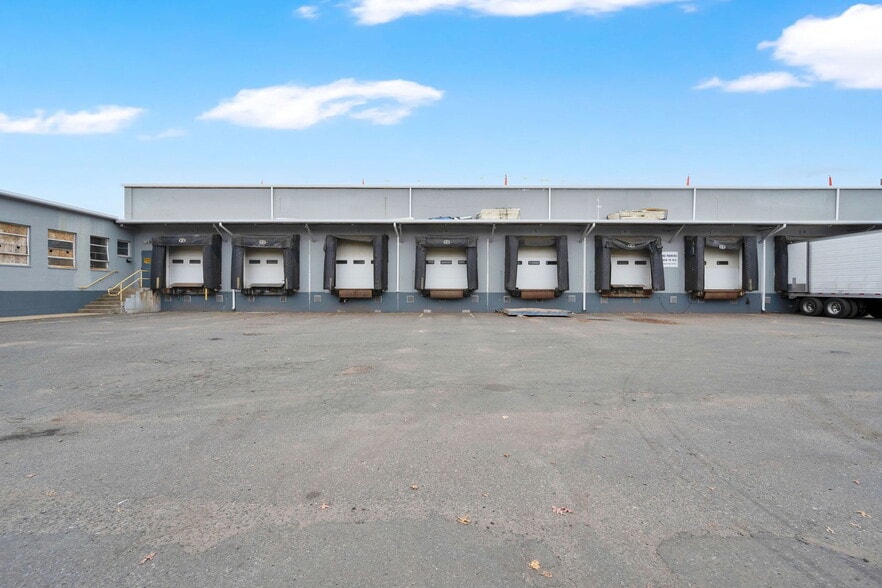 More Photos Of 241 Park Ave, East Hartford Manufacturing For Sale