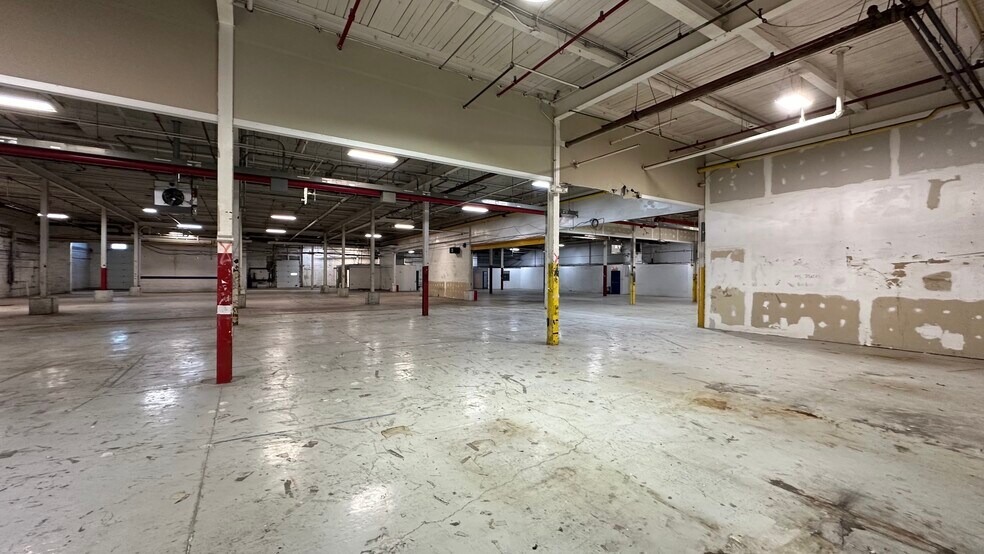 More Photos Of 1727-1801 Union Blvd, Allentown Warehouse For Lease